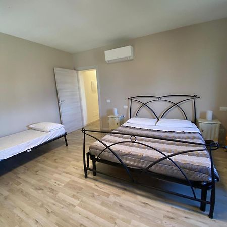 La Chiusa Bed And Breakfast Монтикьяри Экстерьер фото