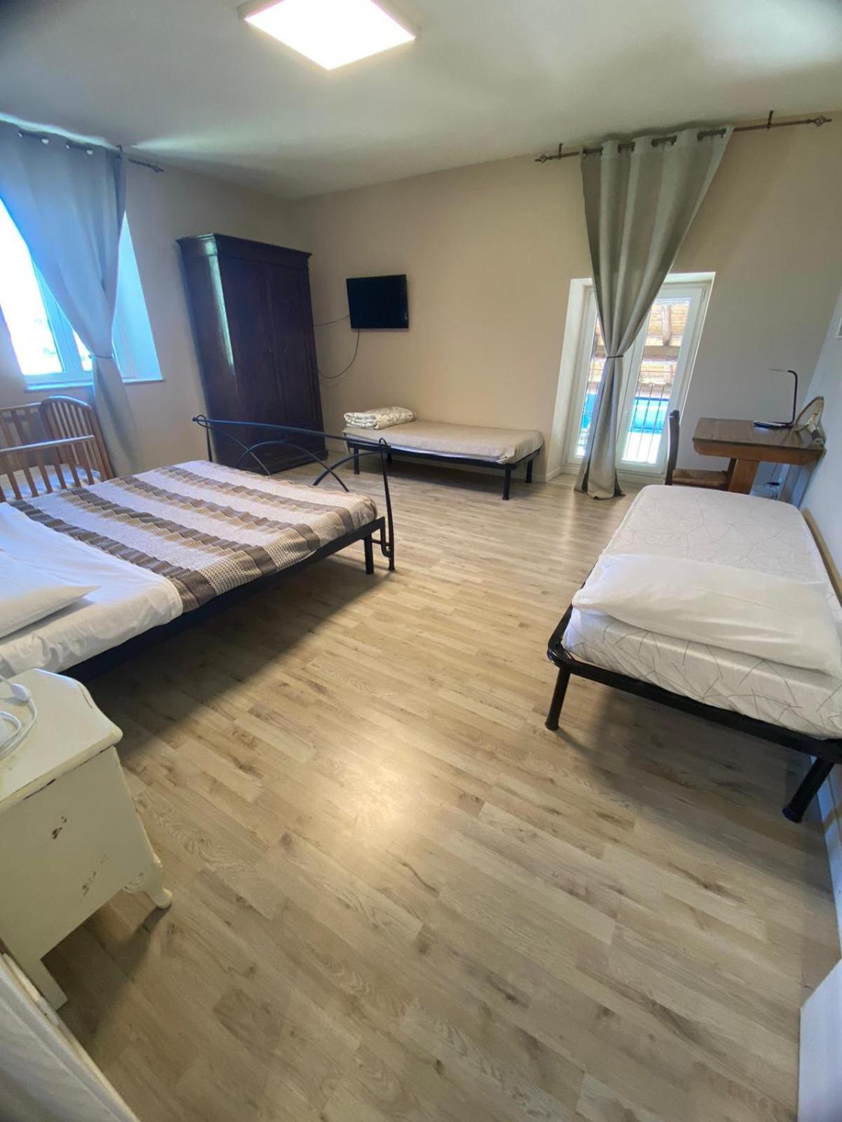 La Chiusa Bed And Breakfast Монтикьяри Экстерьер фото